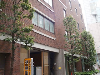 24 35497