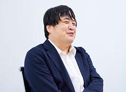 928402
